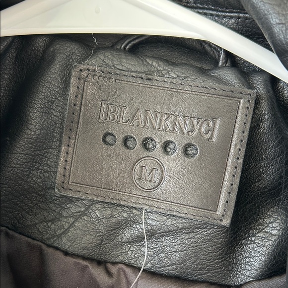 NWT BlankNYC budding romance Floral Embroidered Black moto Jacket M - Picture 8 of 14